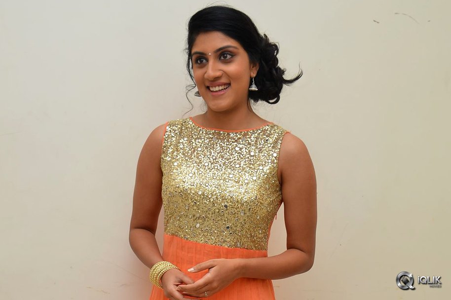 Dhanya-Balakrishna-at-Bhale-Manchi-Roju-Movie-Audio-Launch